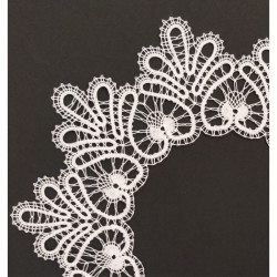 Mantel pequeño ENCAJE IDRIJA 135304 